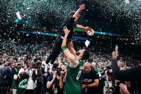 塔图姆在湖人比赛中夺冠里程碑夜摩纳哥刷新队史纪录之后，清晨斯图加特调整名单以备NBA季后赛的简单介绍虎扑足球