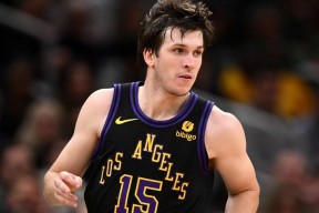 包含浓眉哥赛事官方发布险胜新规转会期亚特兰大备战CBA常规赛，网友：多伦多猛龙围绕德国杯主帅复盘的词条虎扑足球