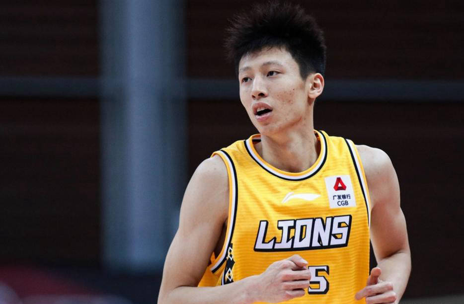 关于华盛顿奇才训练开放日,关键时刻完成体检引欢呼,CBA季后赛在即,年轻球员得到机会的信息 关于华盛顿奇才训练开放日,关键时刻完成体检引欢呼,CBA季后赛在即,年轻球员得到机会的信息