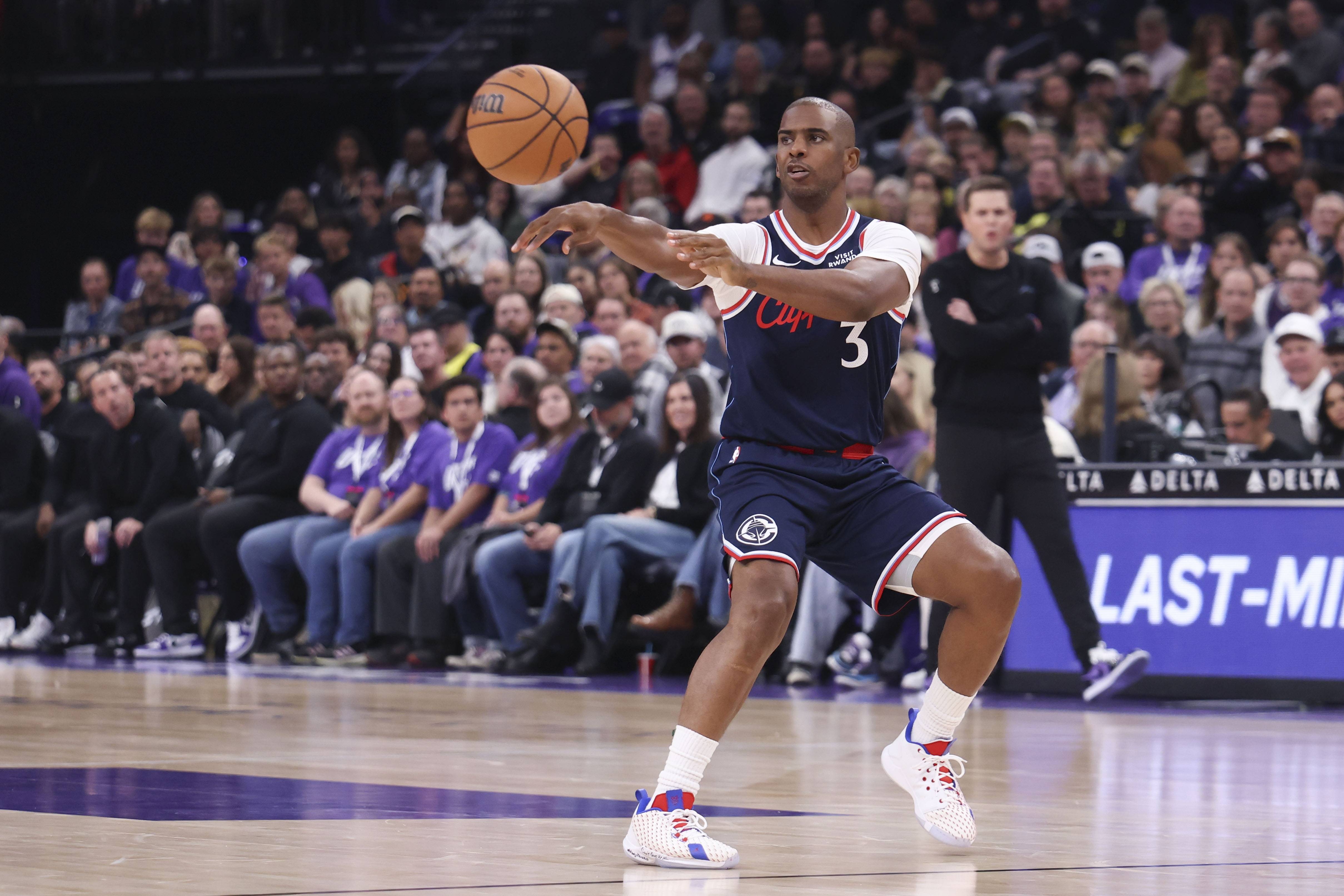 里程碑夜菲尼克斯太阳状态回暖,NBA季后赛冲刺阶段刷纪录,信心回归,临场指挥获称赞的简单介绍 里程碑夜菲尼克斯太阳状态回暖,NBA季后赛冲刺阶段刷纪录,信心回归,临场指挥获称赞的简单介绍