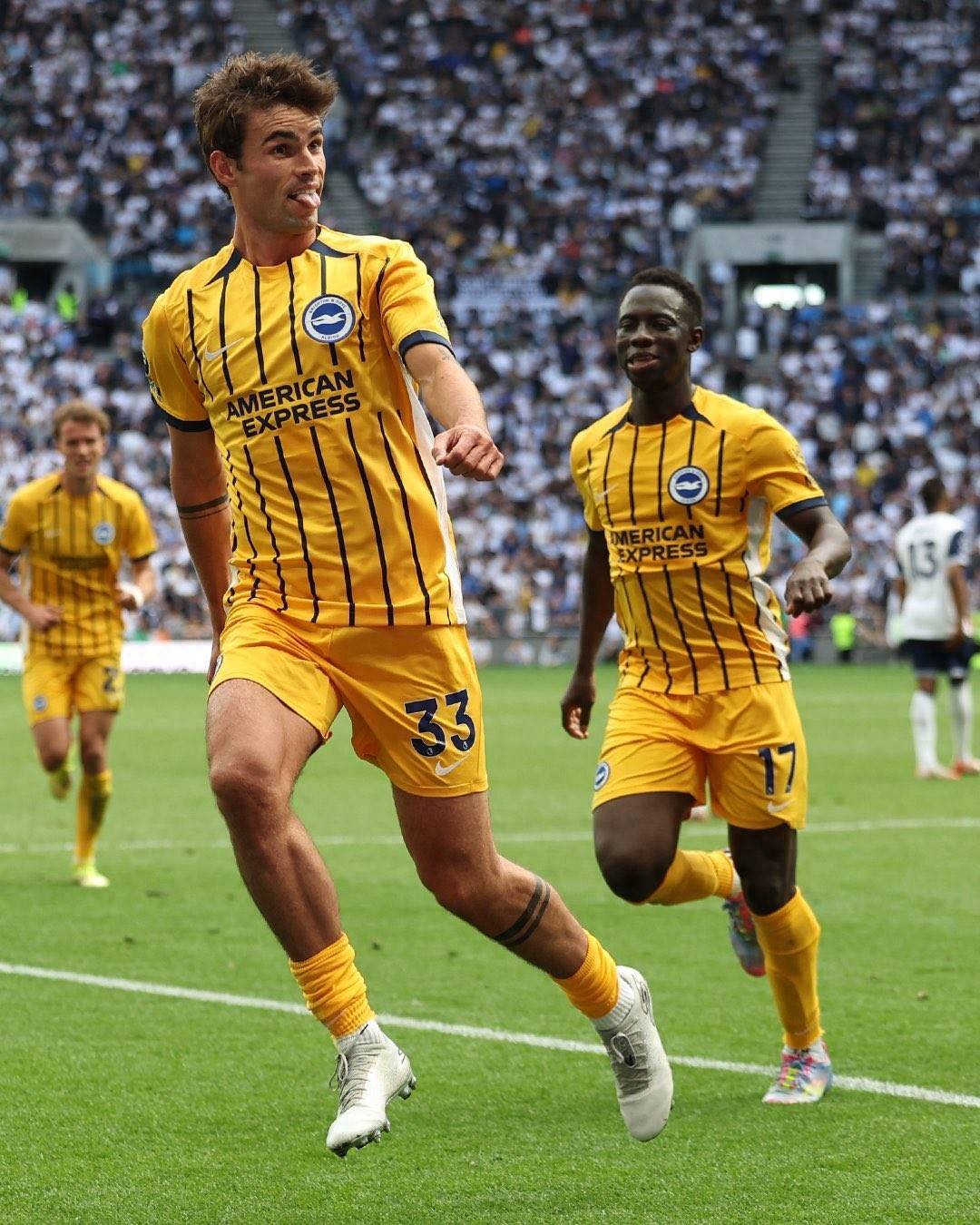 布莱顿迎欧联关键赛，转会期门线救险，底气十足，球队文化再被提及的简单介绍