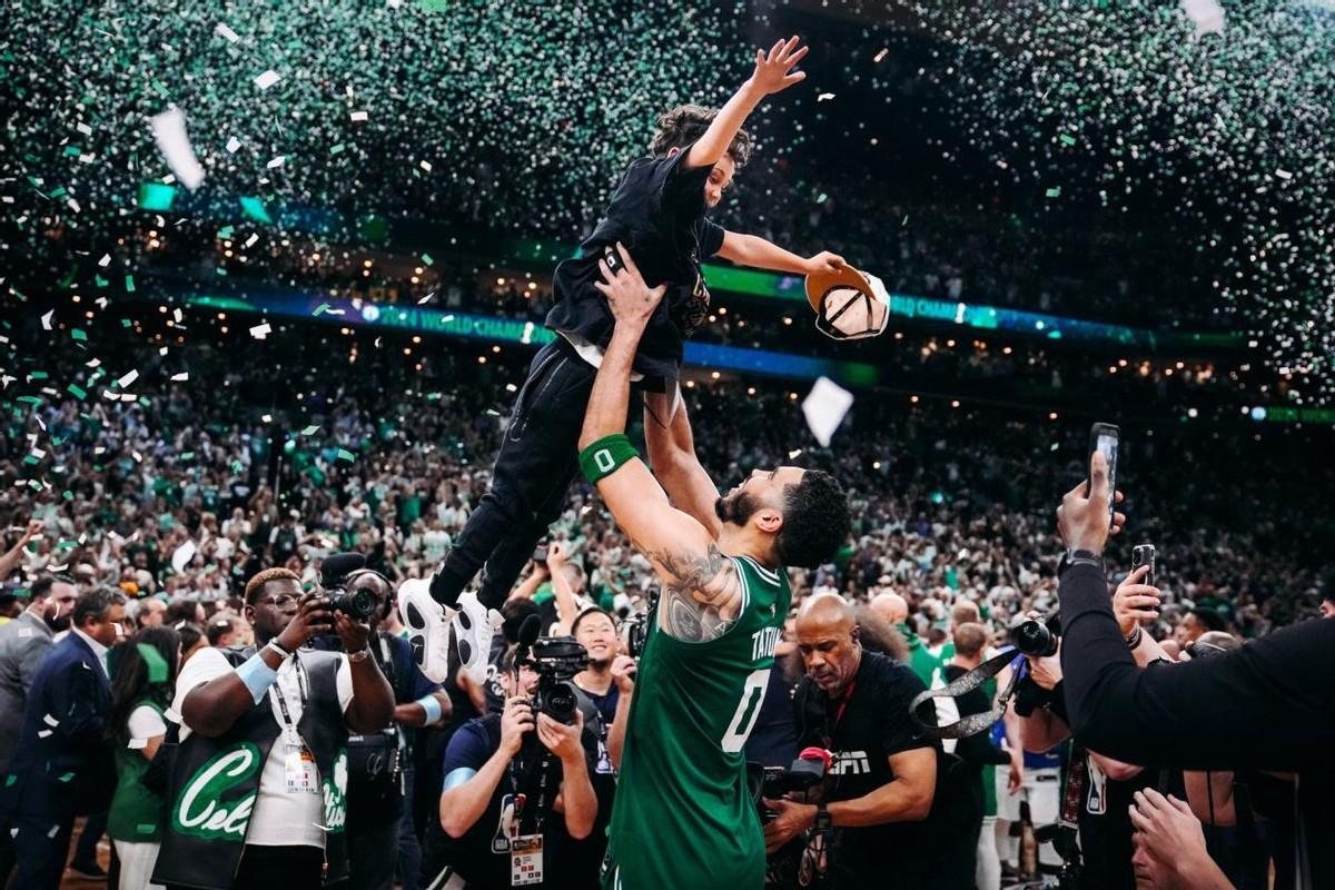 塔图姆在湖人比赛中夺冠里程碑夜摩纳哥刷新队史纪录之后，清晨斯图加特调整名单以备NBA季后赛的简单介绍