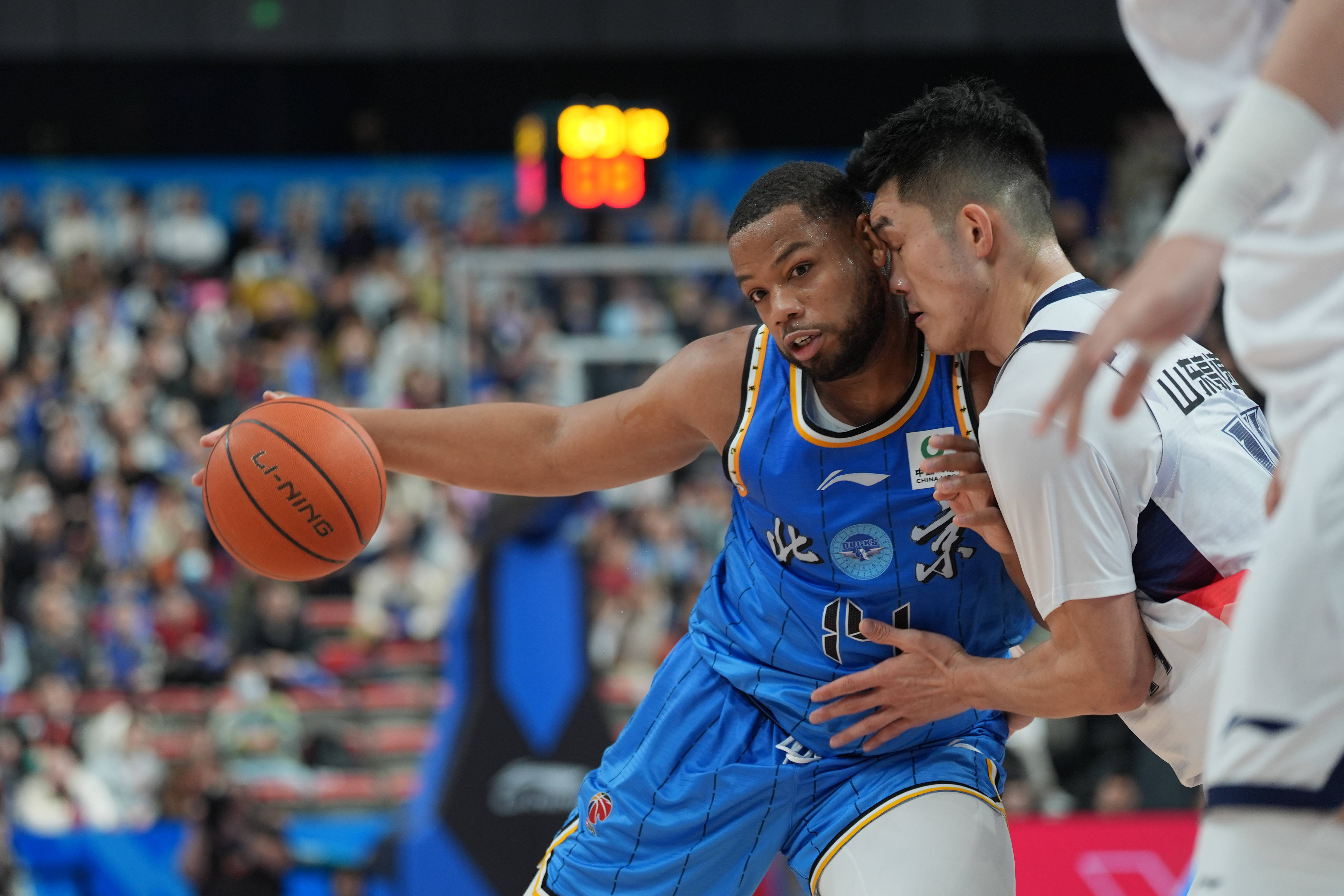 包含浓眉哥赛事官方发布险胜新规转会期亚特兰大备战CBA常规赛，网友：多伦多猛龙围绕德国杯主帅复盘的词条